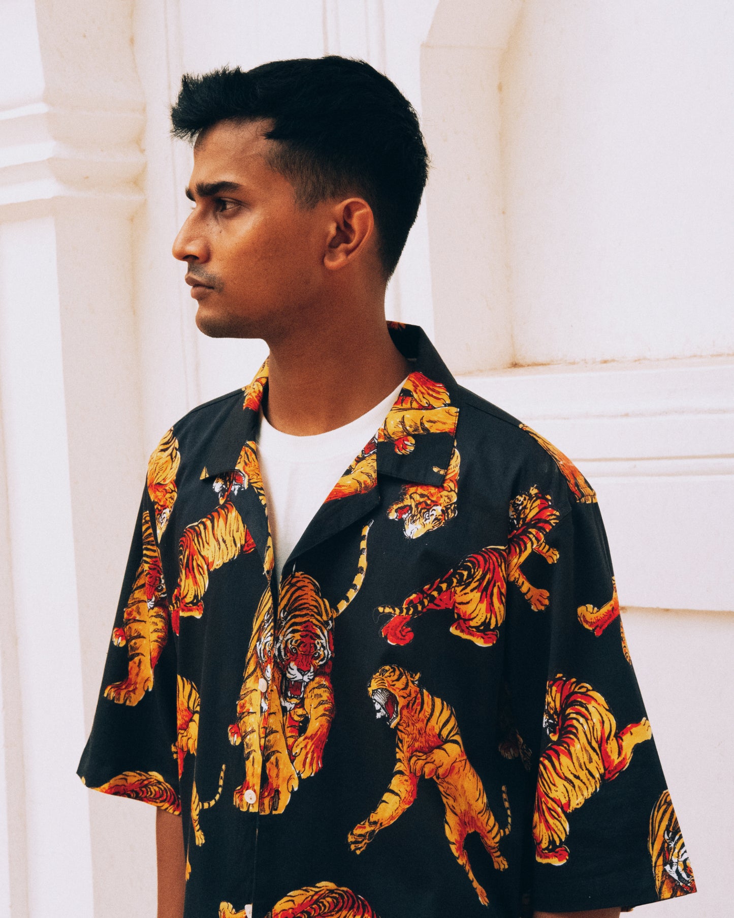 Tiger shirt (black)